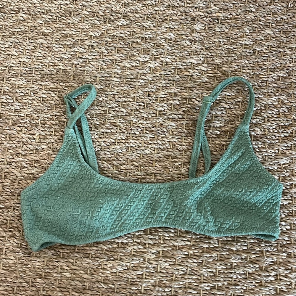 TRIANGL green swimsuit top, size XXS